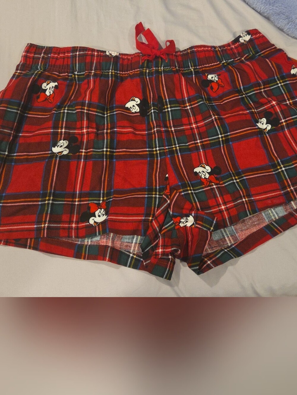 Disney Red Plaid Mickey & Minnie Mouse Christmas Lounge Shorta